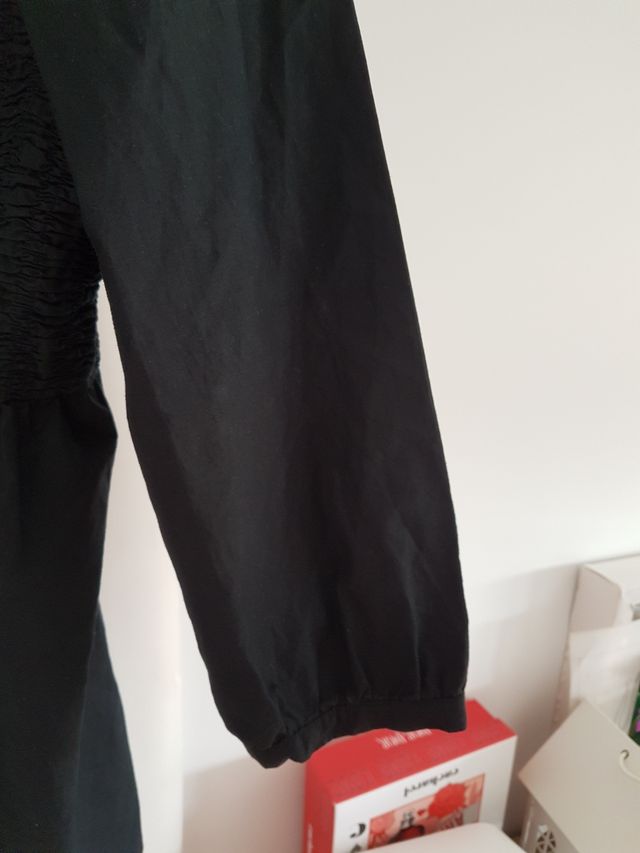 Blusa marca Burberry talla 44