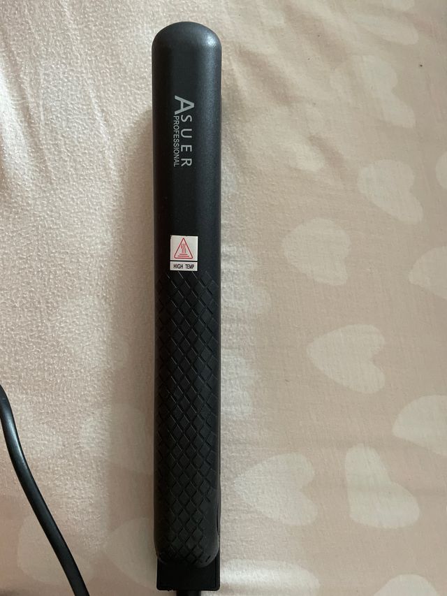 Plancha de pelo con estuche