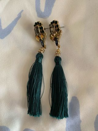 Pendientes verdes de Zara