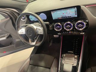 MERCEDES-BENZ GLA 200 D AMG