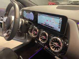 MERCEDES-BENZ GLA 200 D AMG