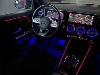 MERCEDES-BENZ GLA 200 D AMG