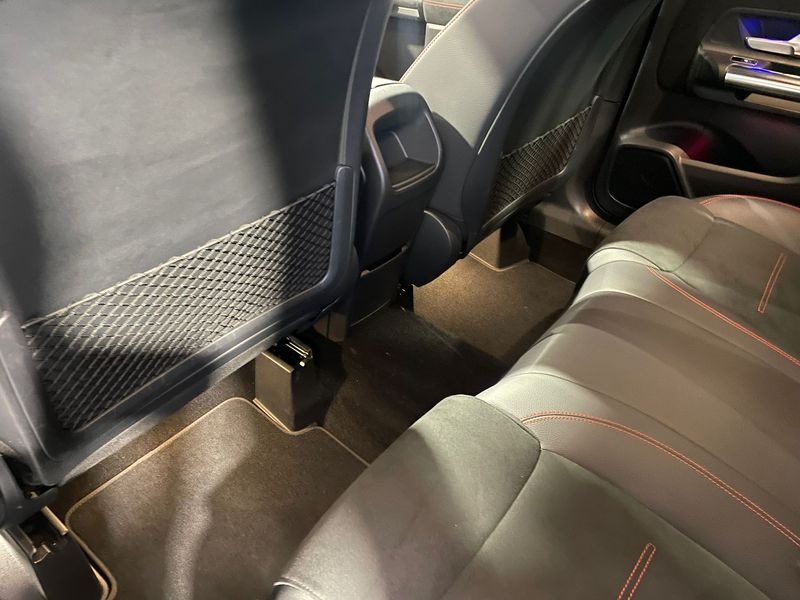 Mercedes-Benz GLA 2022, foto 22