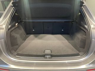 MERCEDES-BENZ GLA 200 D AMG