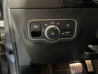 MERCEDES-BENZ GLA 200 D AMG