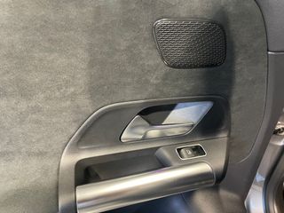 MERCEDES-BENZ GLA 200 D AMG