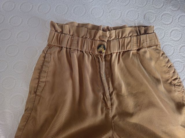 Pantalón de tiro alto