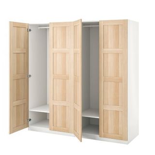 MONTAJE Y DESMONTAJE DE MUEBLES