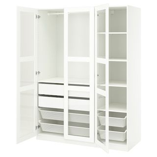 MONTAJE Y DESMONTAJE DE MUEBLES