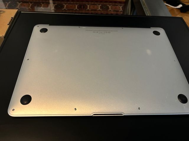 MacBook Air 13” Mediados 2011 A1369 
