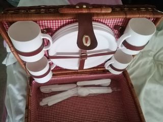 Cesta picnic 4 servicios