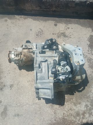 Caja cambio w Caddy 4 motion 2010