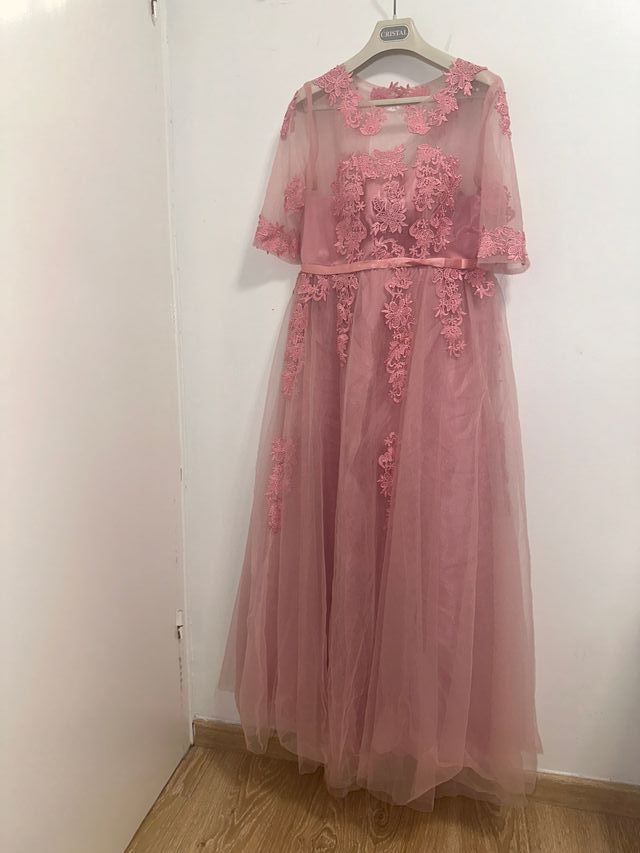 Abito estivo con stampa floreale