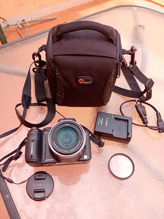 Lumix.Leica.FZ100.Full HD