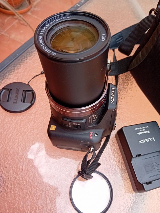 Lumix.Leica.FZ100.Full HD