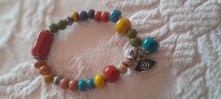 Pulsera Artesanal de Cuentas Colores Vivos | Amule
