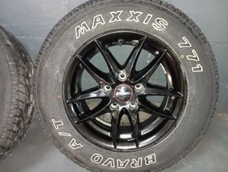 Llantas + neumaticos