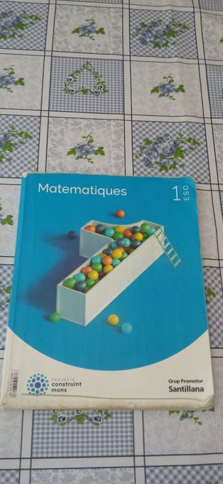 Libro: matemátiques 