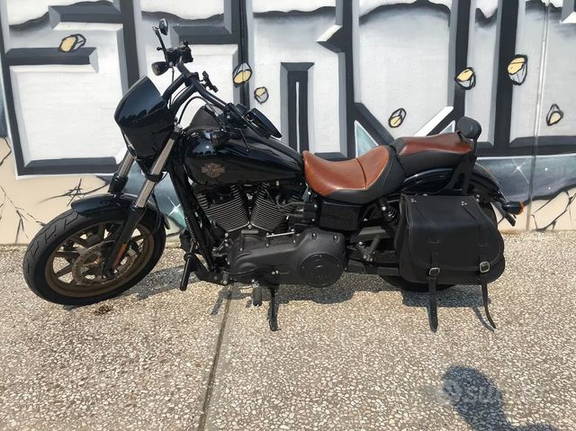 Sella Saddlemen Lariat per Harley Dyna