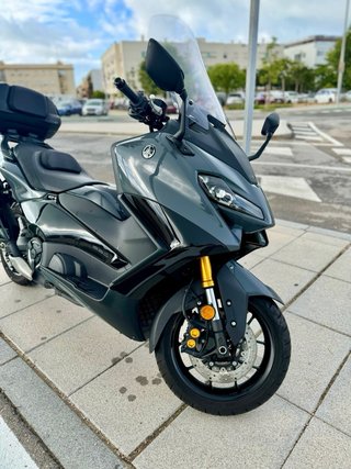YAMAHA TMAX 560 TECH MAX