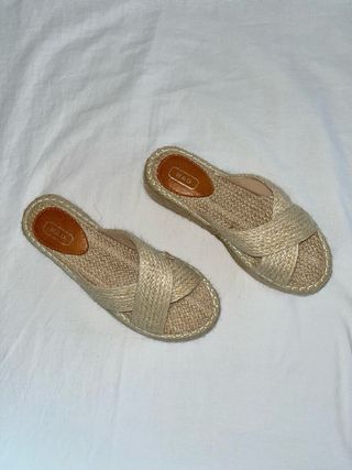 sandalias de ESPARTO CON PLATAFORMA 