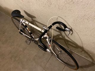 Bicicleta de carreras antigua GAC