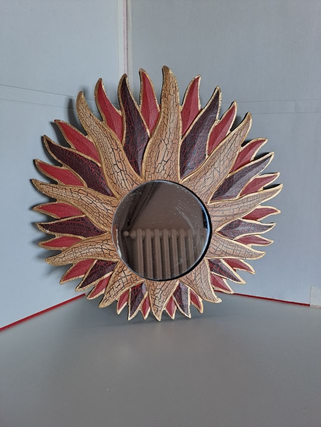 Specchio etnico a forma di sole