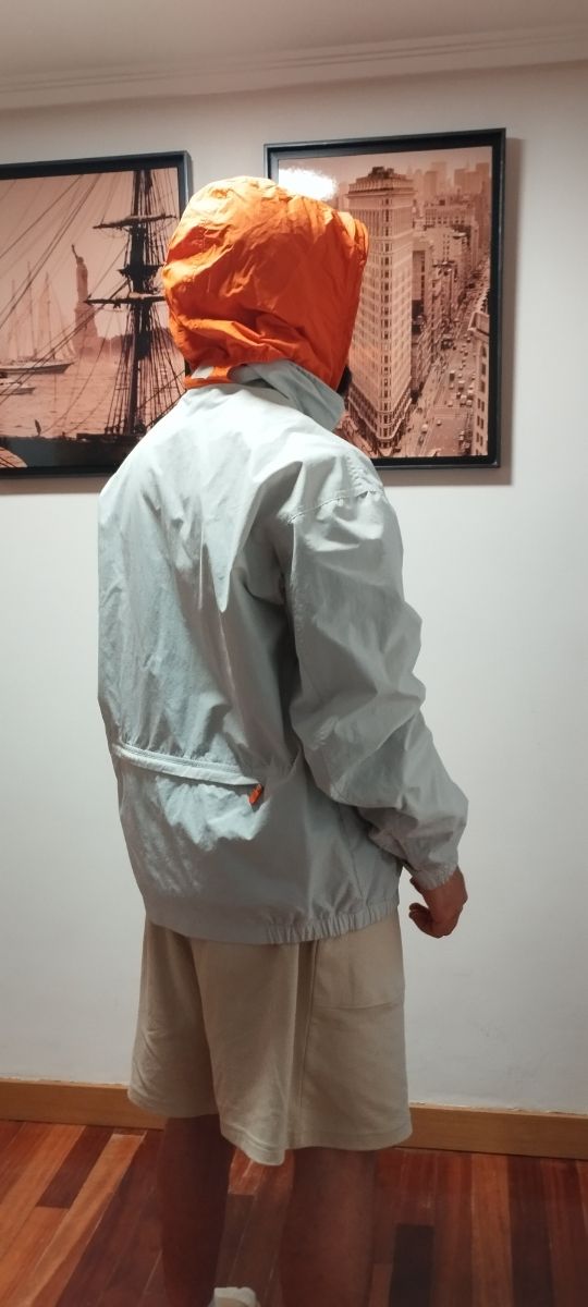 Chaqueta fila impermeable