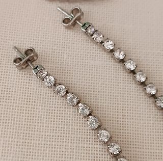 Conjunto de gargantilla y pendientes