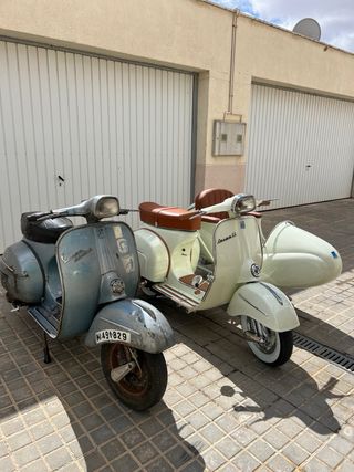 Aquiler Vespa Sidecar