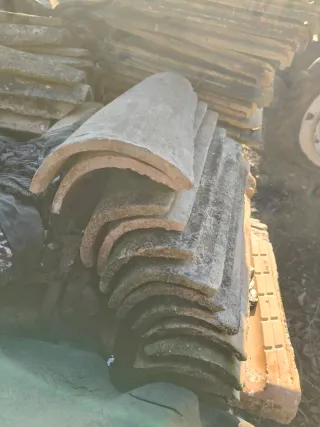 Tejas alicantinas de cerámica