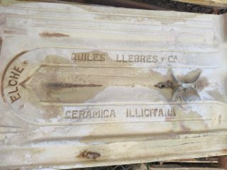 Tejas alicantinas de cerámica