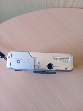 Cámara de fotos Konica