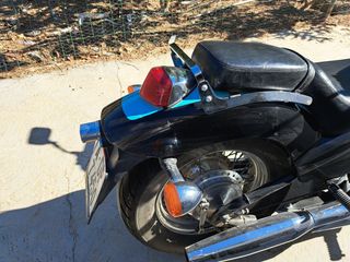 Custom honda shadow vt 600 c 