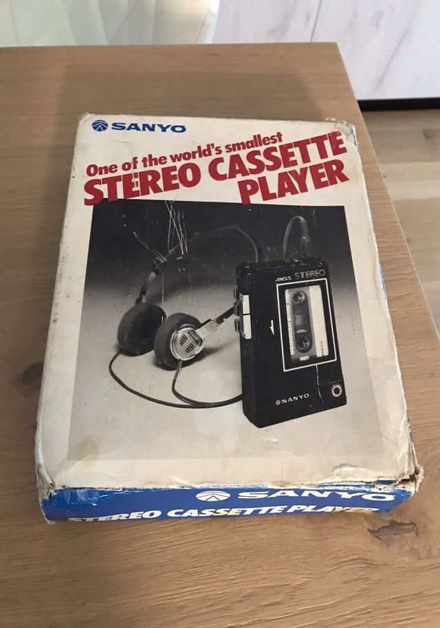 SANYO M-5550 Walkman con SCATOLA e Cuffie ORIGINA