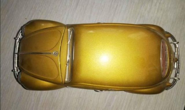 Miniatura wolksvagen escarabajo 