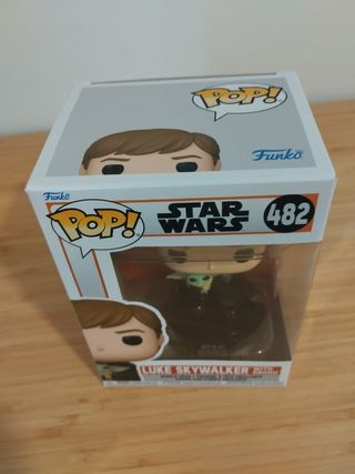 Funko pop! Luke Skywalker con Grogu 482