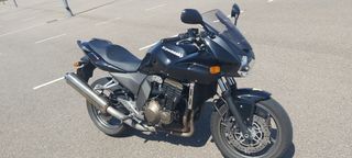 Moto kawasaki Z750S