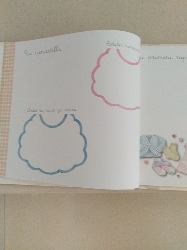 Libro del bebé recordatorio nacimiento