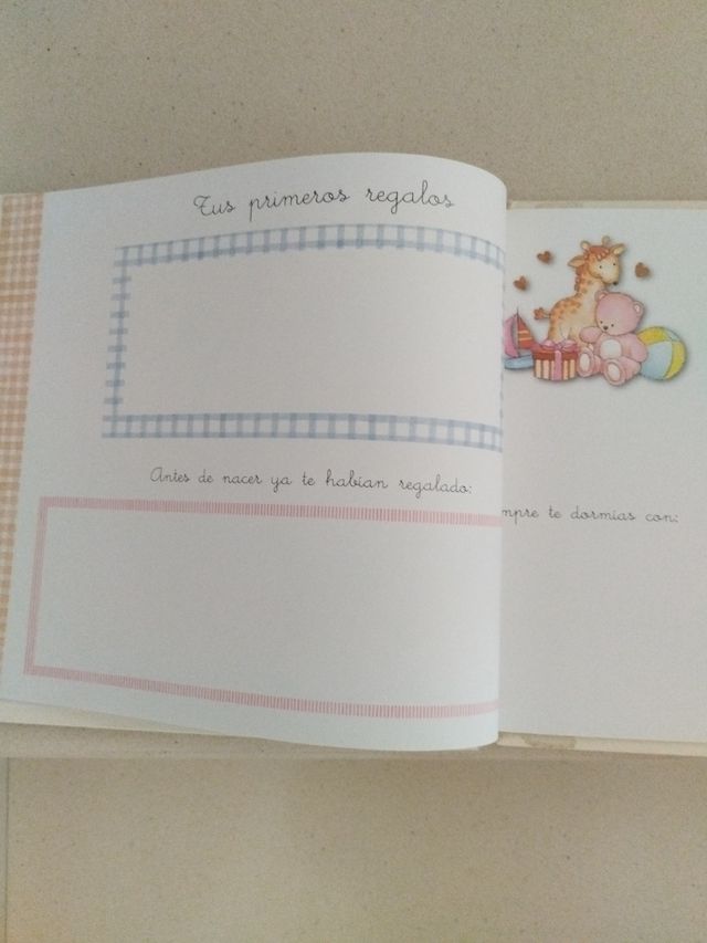 Libro del bebé recordatorio nacimiento