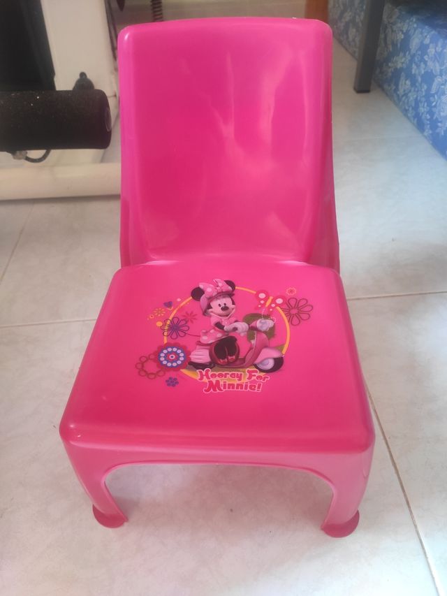 Silla de niña Minnie de Disney