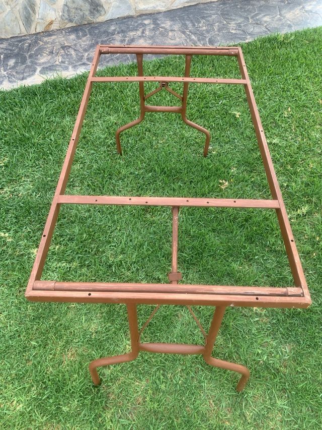Estructura mesa plegable