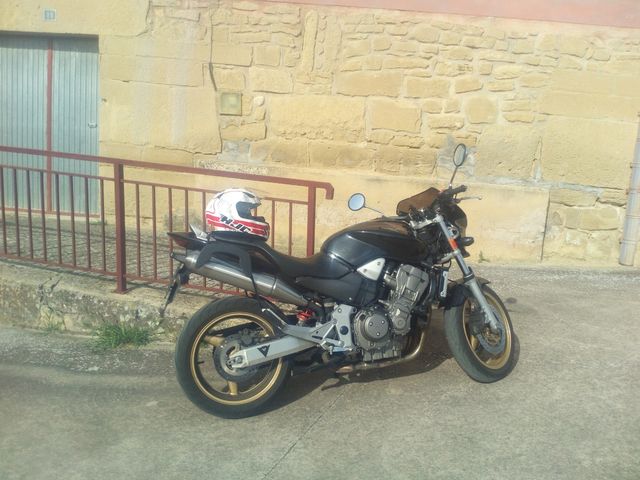Honda Hornet CB919