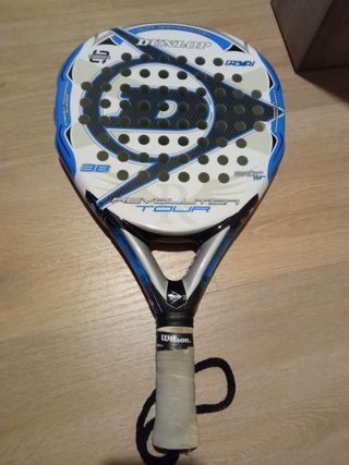 Pala de pádel marca Dunlop