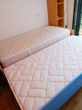 Cama nido con colchones