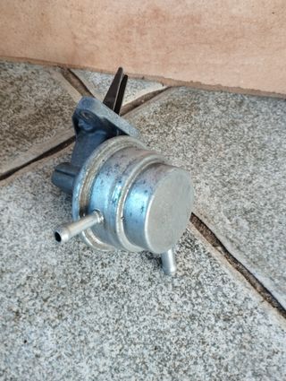 Bomba combustible Volvo
