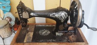 Máquina de coses Singer antigua