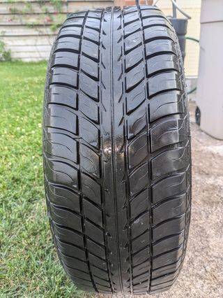 Rueda, neumático de coche