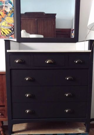 Mueble Antiguo de Baño Restaurado