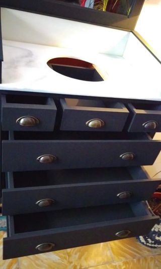 Mueble Antiguo de Baño Restaurado